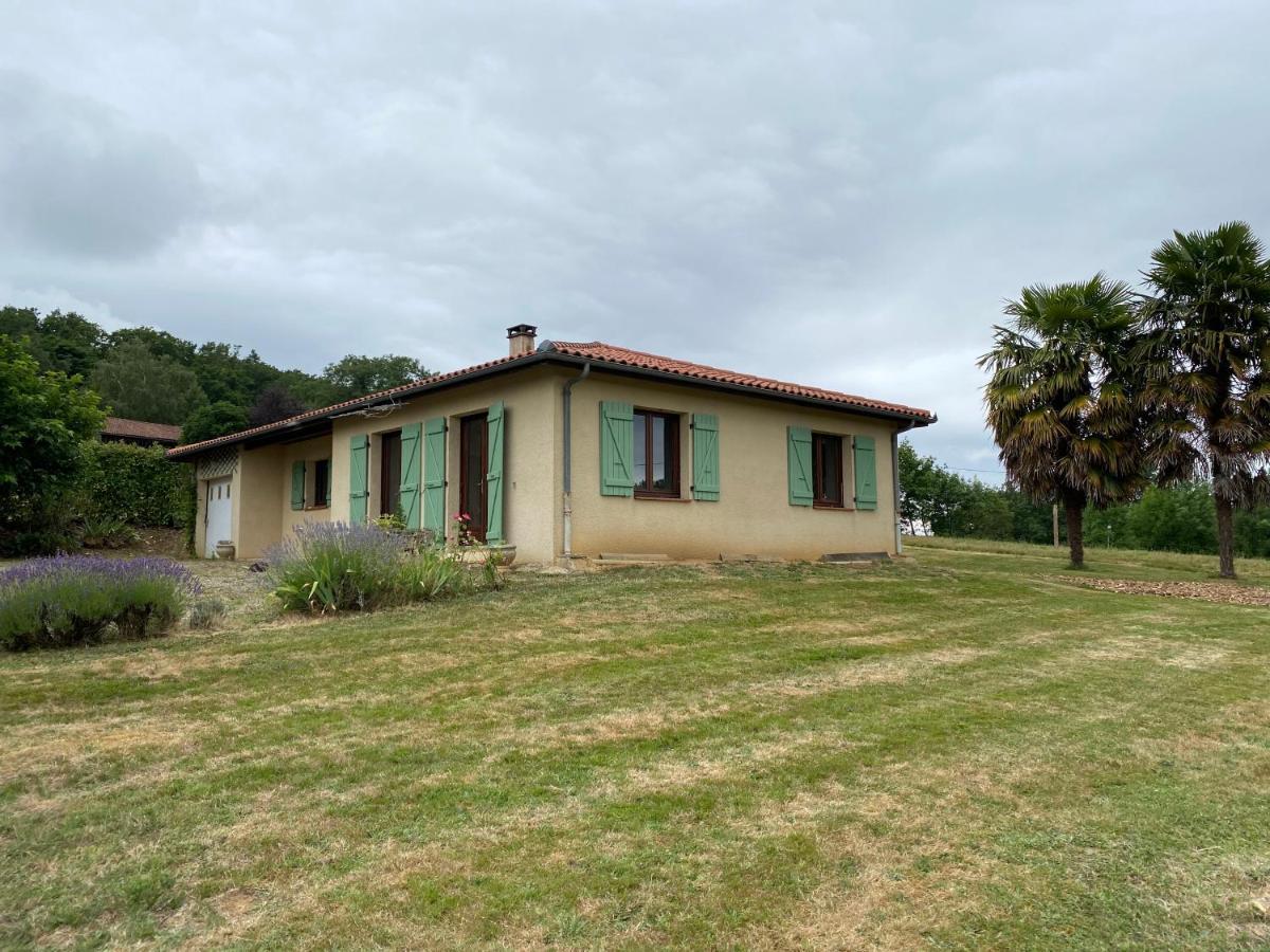 Maison En Campagne Avec Vue Sur Les Pyrenees Estampes المظهر الخارجي الصورة