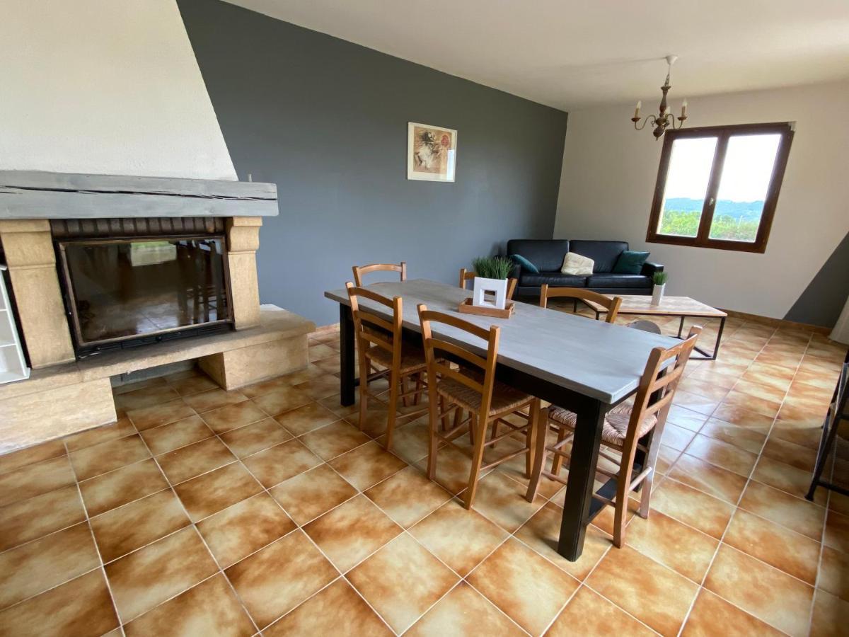 Maison En Campagne Avec Vue Sur Les Pyrenees Estampes المظهر الخارجي الصورة